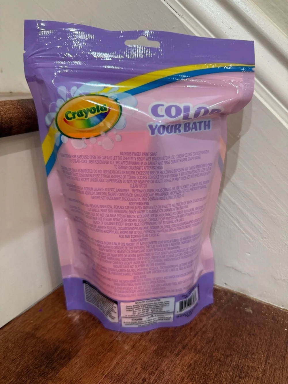 NWT Crayola Color Your Bath Set - bath bomb, confetti, wash pen and finger paint